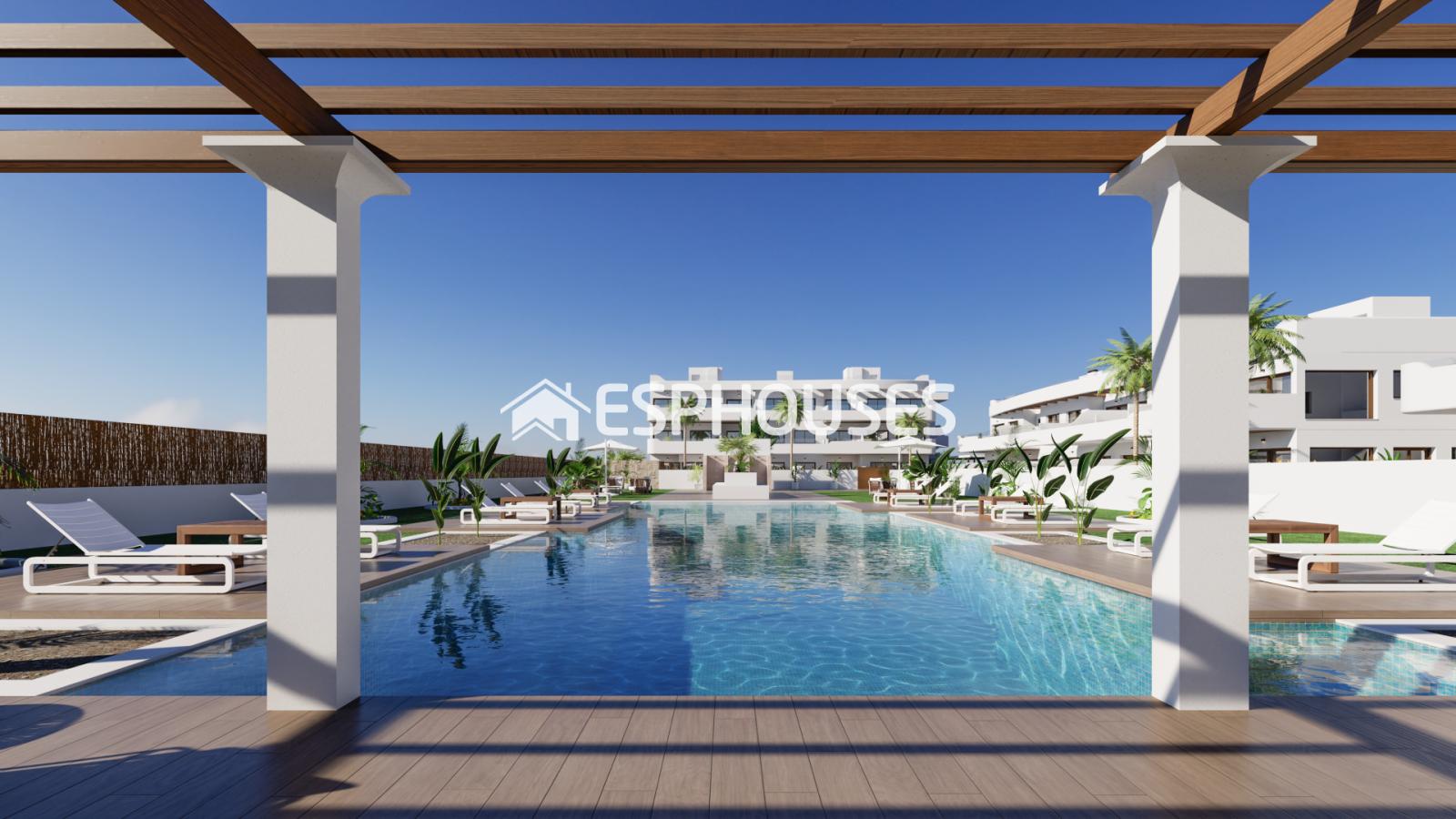 Bungalow for Sale in Los Alcázares
