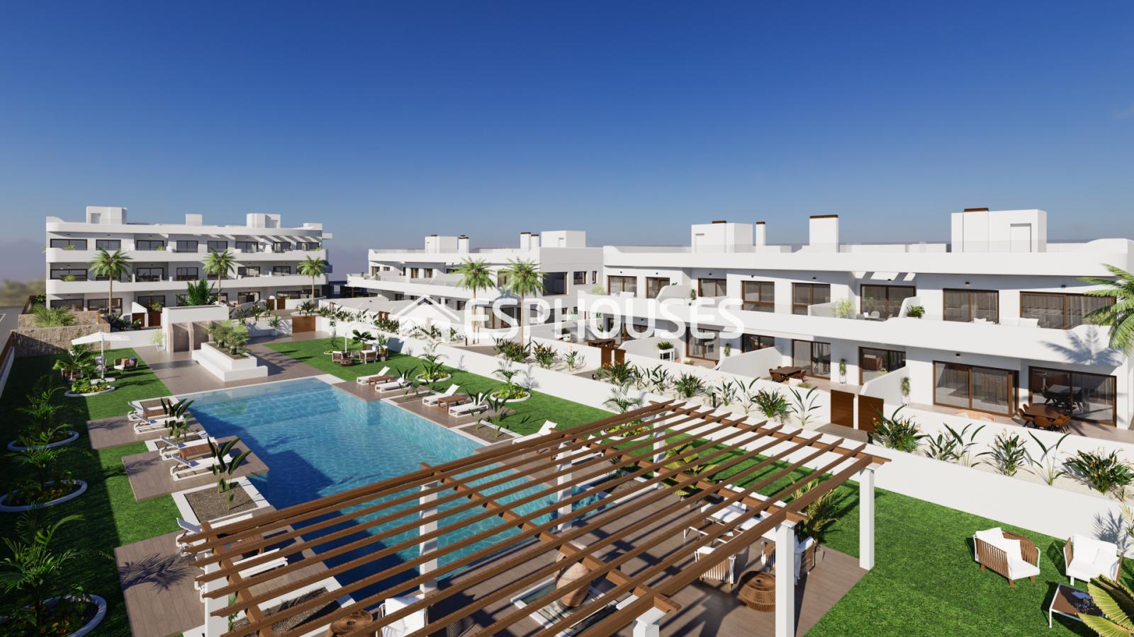 Bungalow for Sale in Los Alcázares