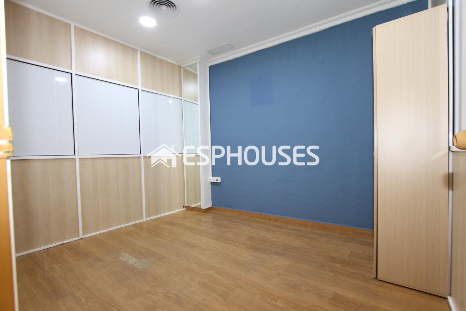 Local en Venta en Guardamar del Segura