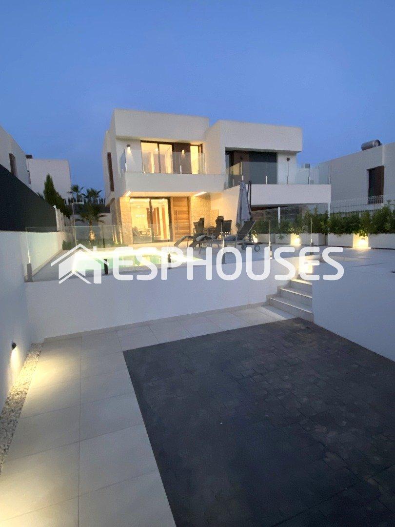 Bungalow en Venta en Finestrat