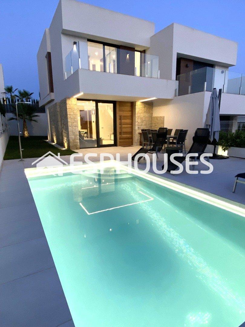 Bungalow en Venta en Finestrat