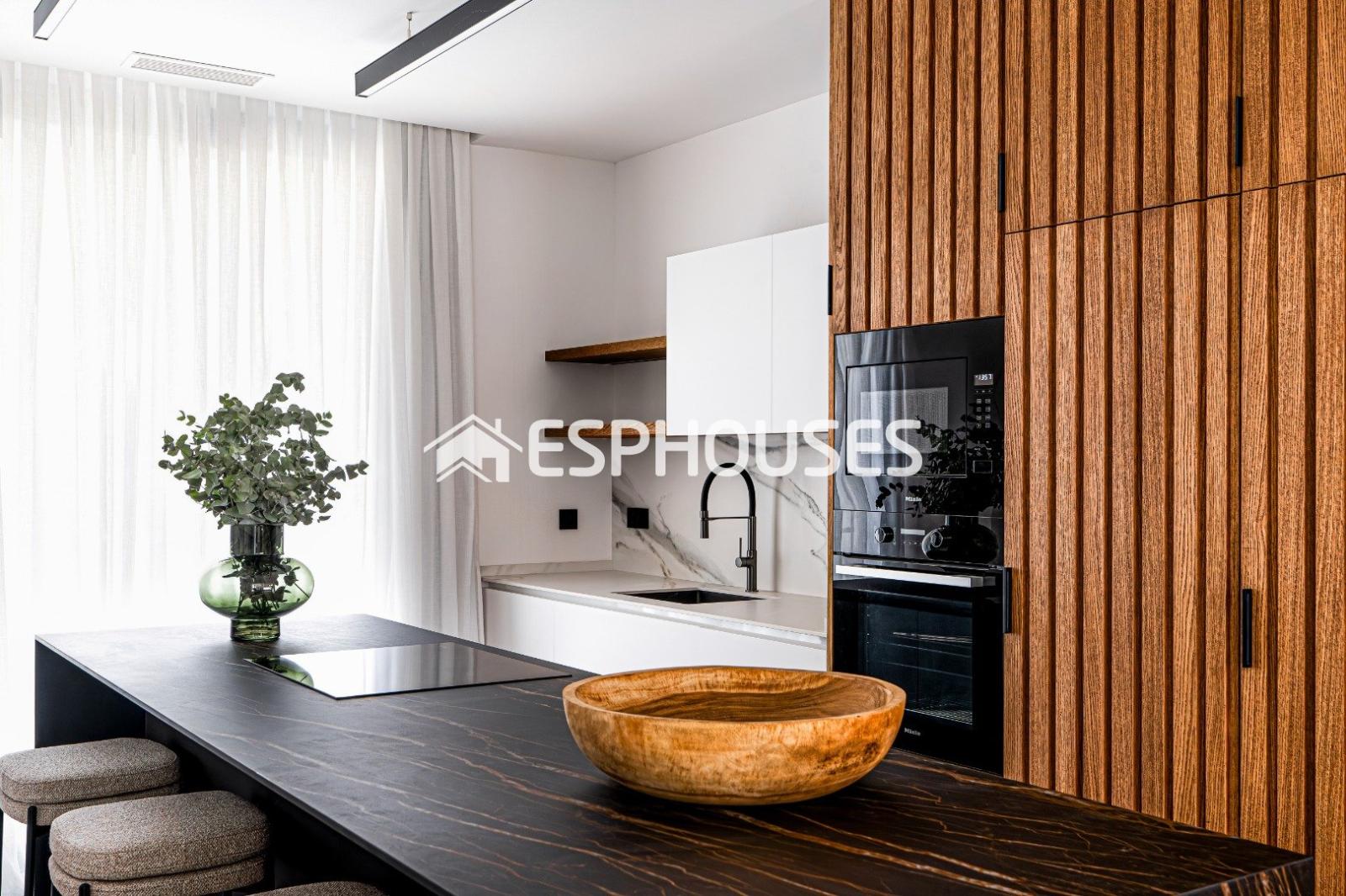 Villa for Sale in La Nucia