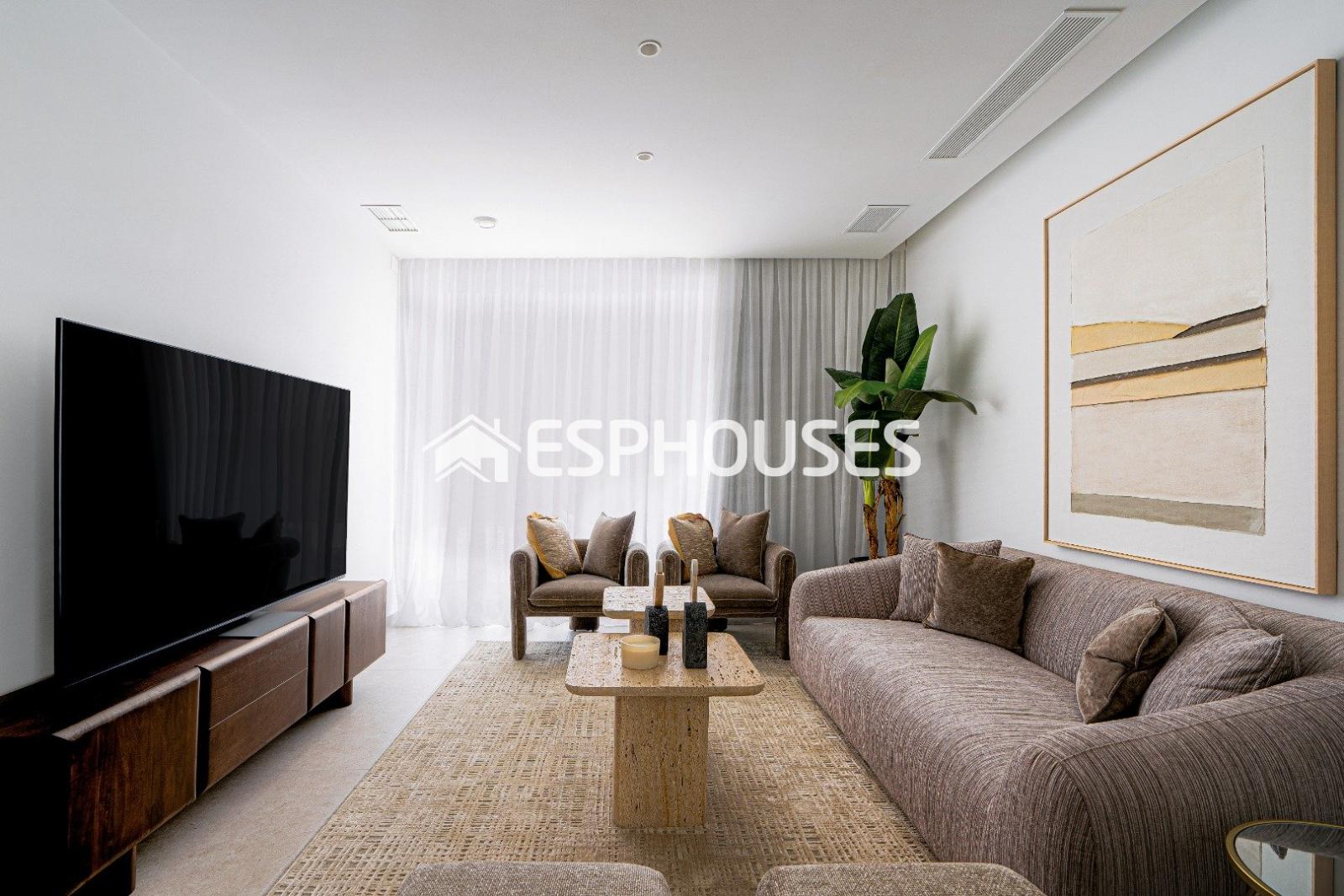 Villa for Sale in La Nucia