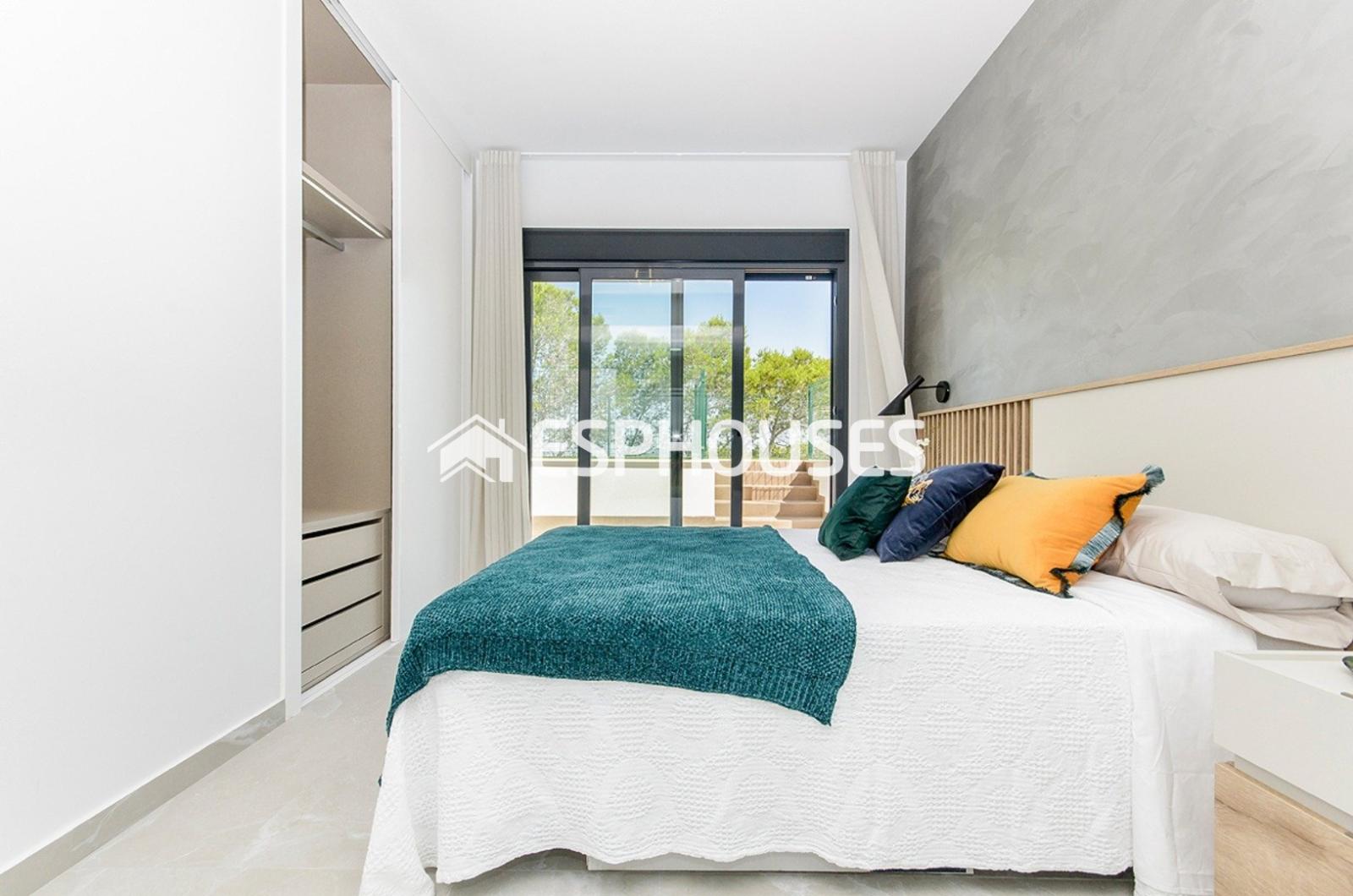 Bungalow for Sale in San Miguel de Salinas