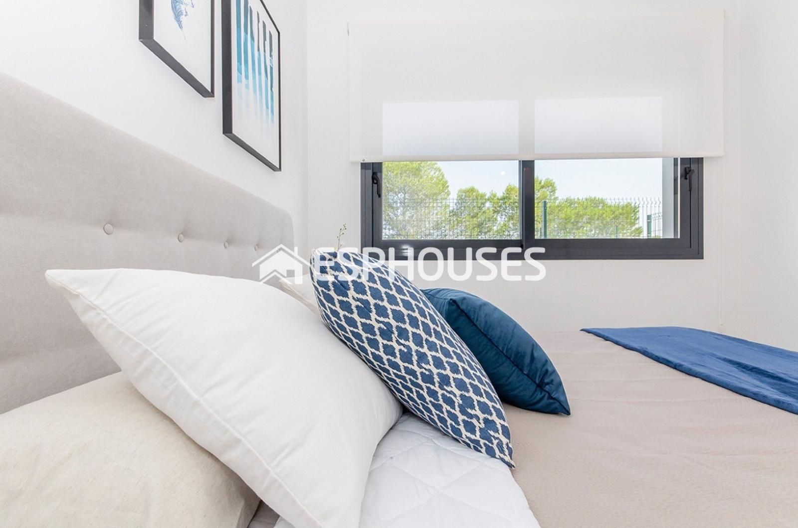 Bungalow for Sale in San Miguel de Salinas