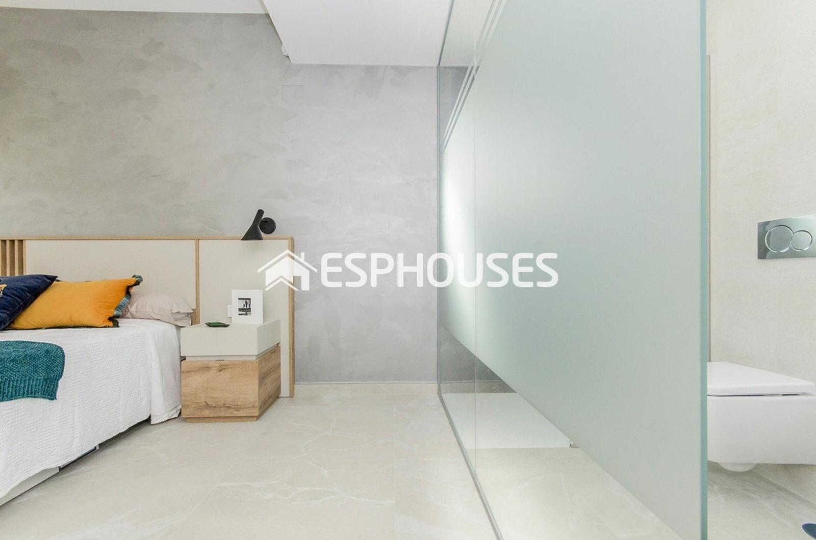 Bungalow for Sale in San Miguel de Salinas