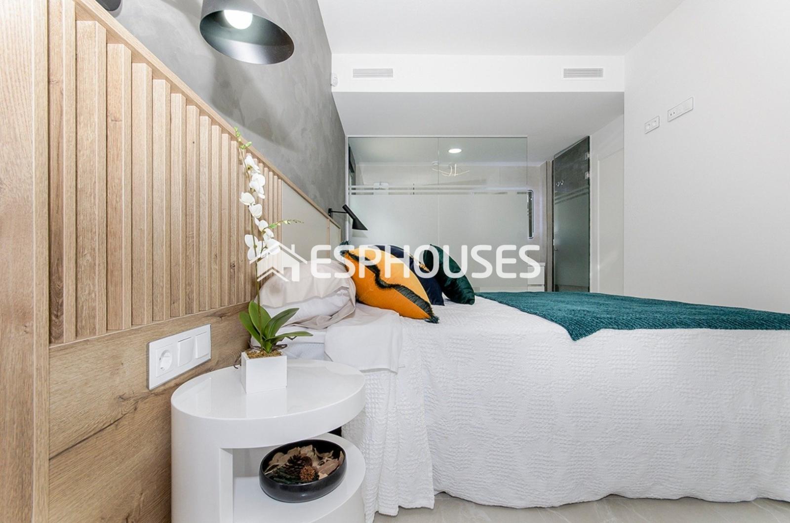 Bungalow for Sale in San Miguel de Salinas