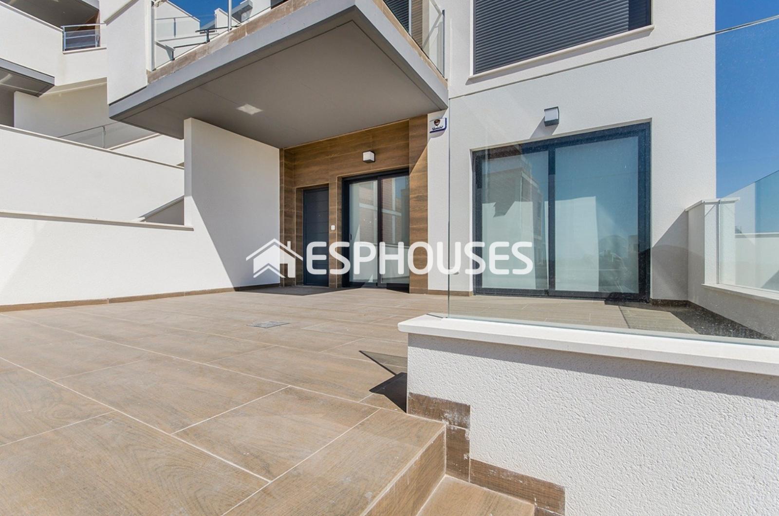 Bungalow for Sale in San Miguel de Salinas