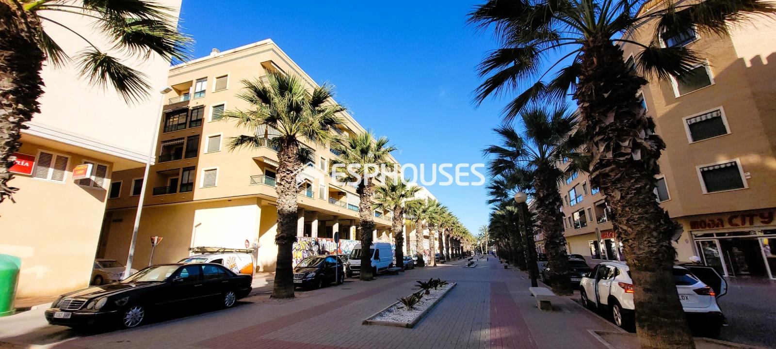 Nave en Venta en Guardamar del Segura