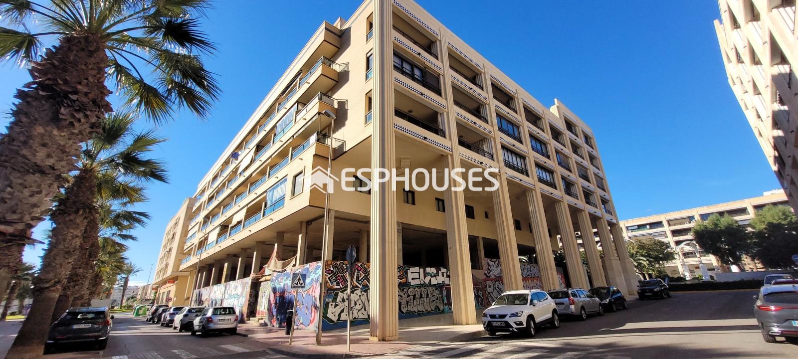 Nave en Venta en Guardamar del Segura