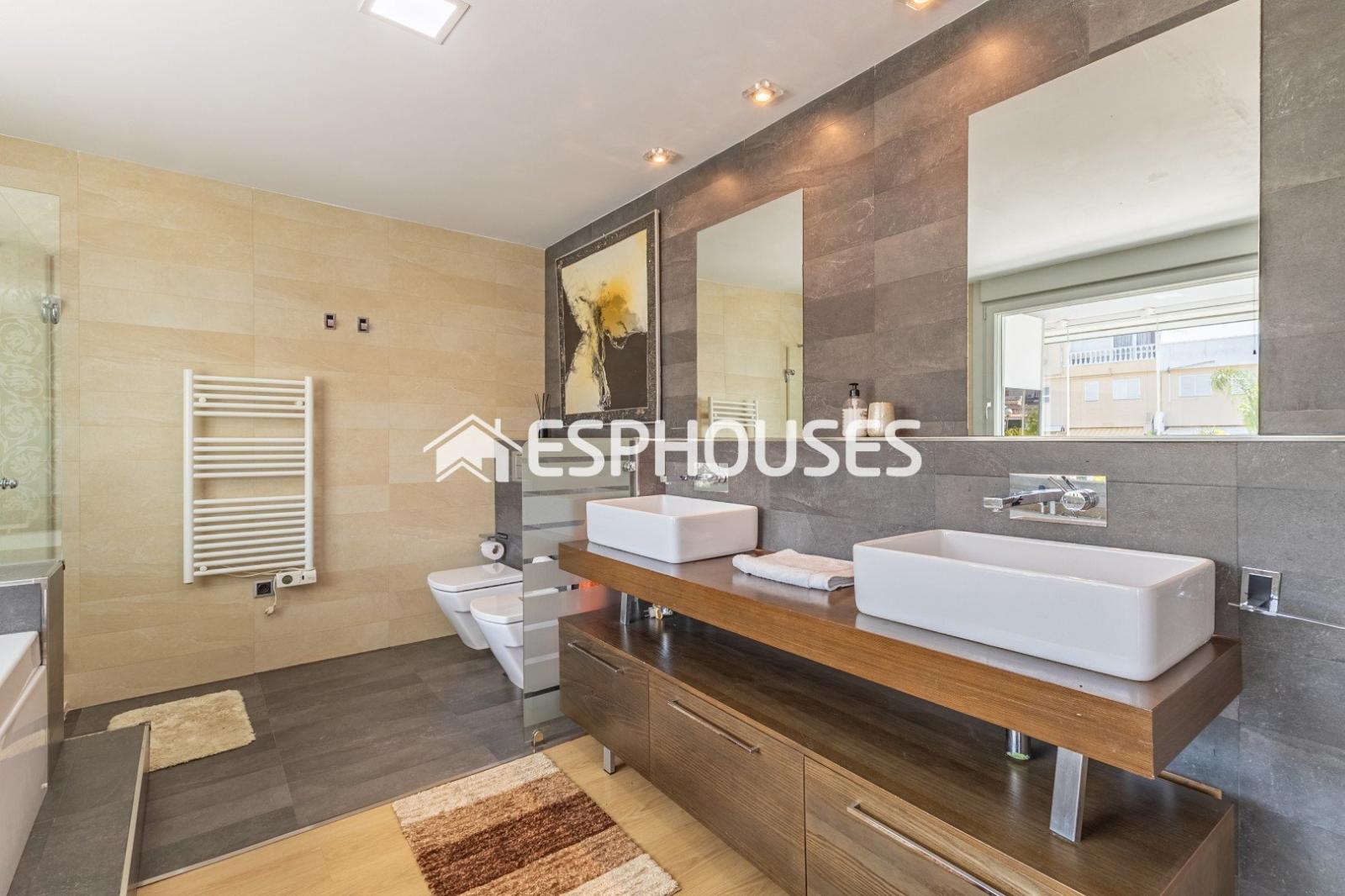 Bungalow for Sale in Guardamar del Segura