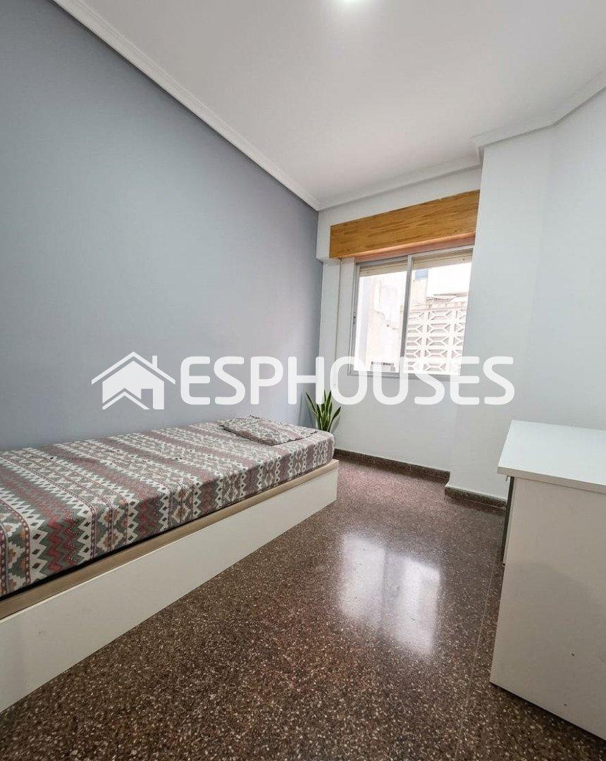 Apartment for Sale in Elche