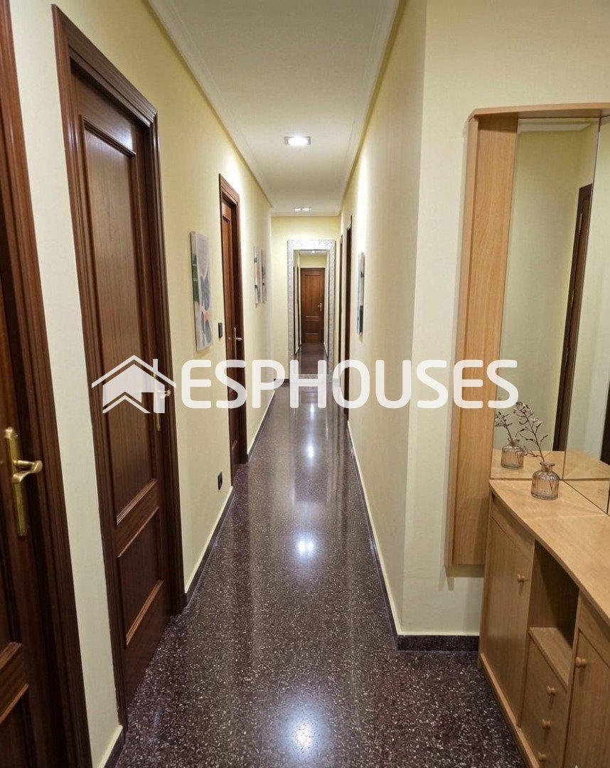 Apartment for Sale in Elche
