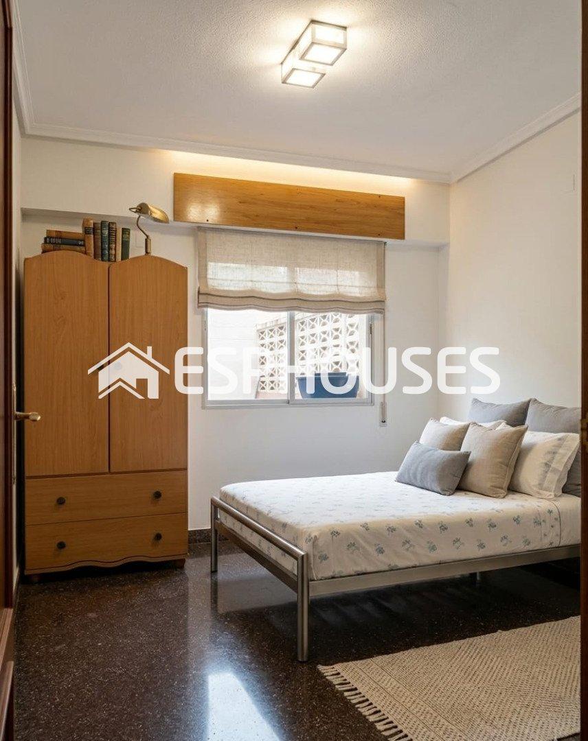 Apartment for Sale in Elche
