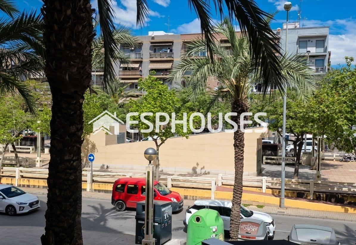 Apartment for Sale in Elche