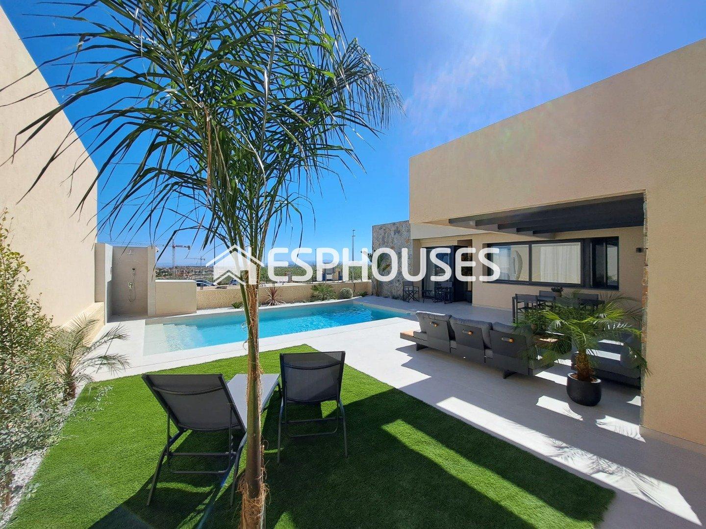 House for Sale in Murcia