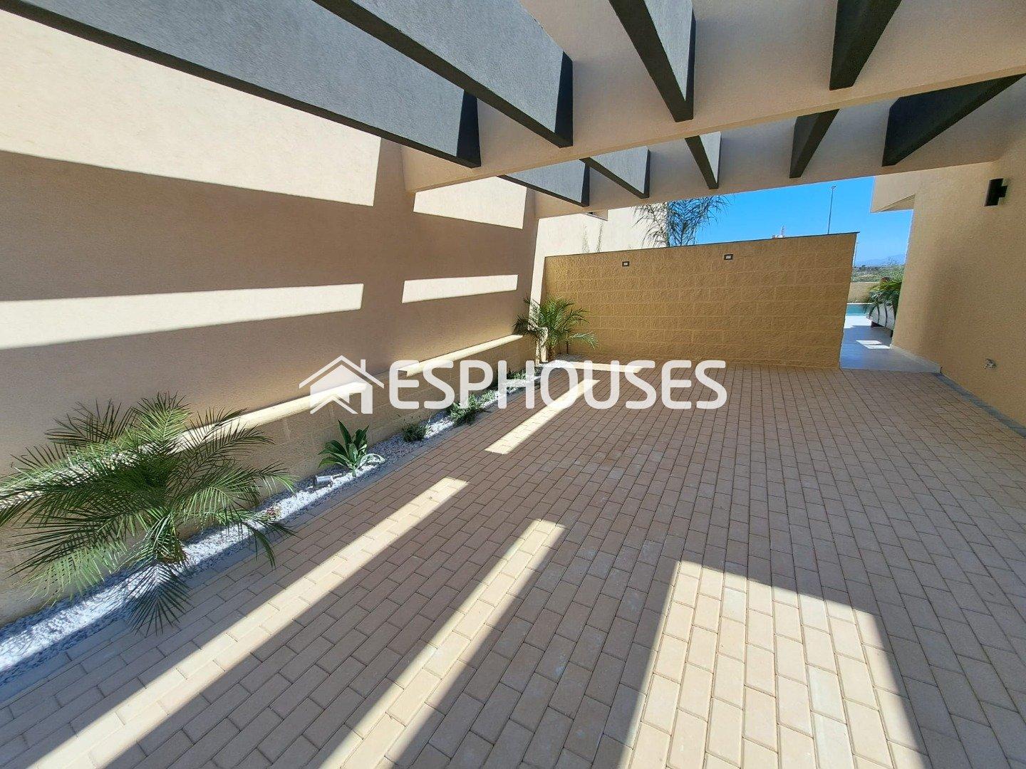 House for Sale in Murcia