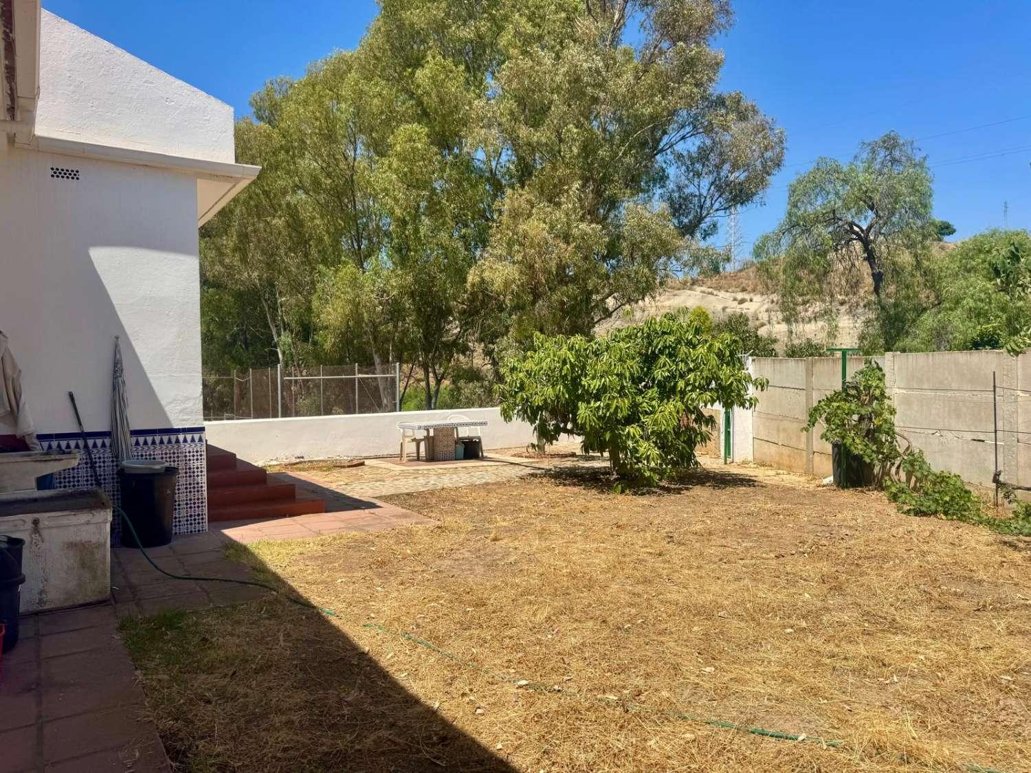 Chalet for Sale in Benajarafe