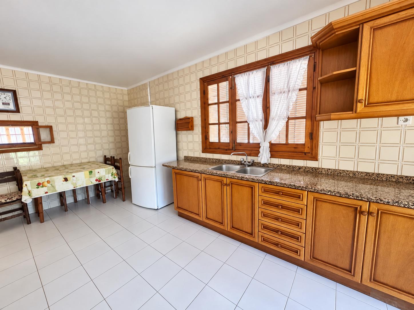 Chalet for Sale in Benajarafe