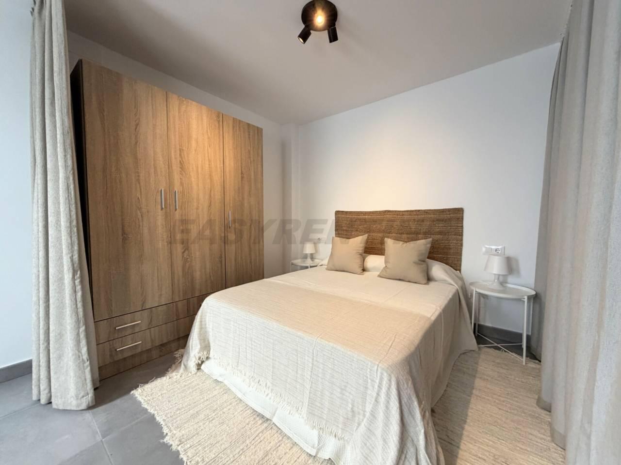 Flat for Rent in La Línea de la Concepción