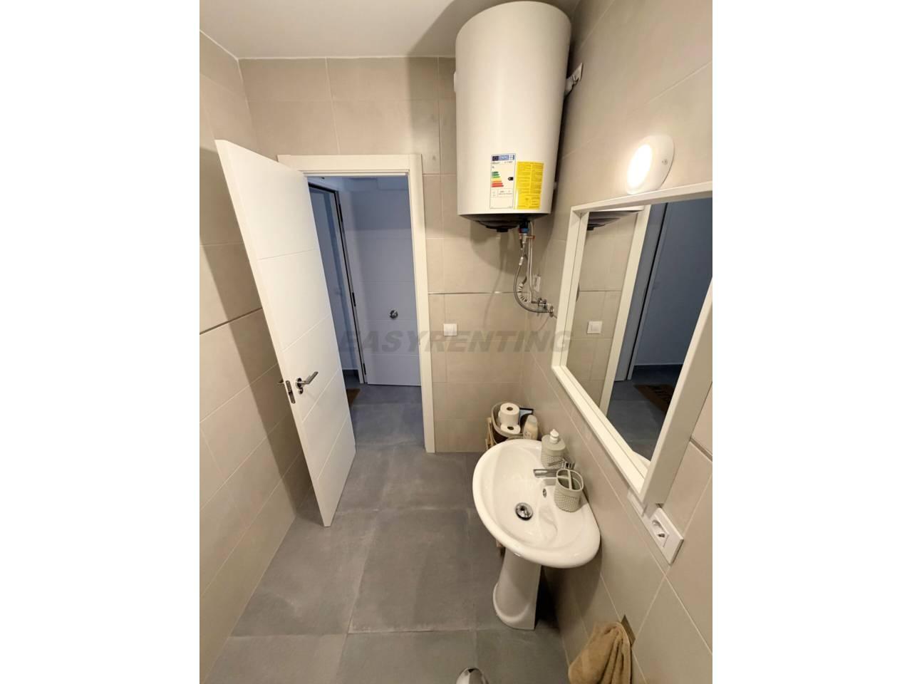Flat for Rent in La Línea de la Concepción