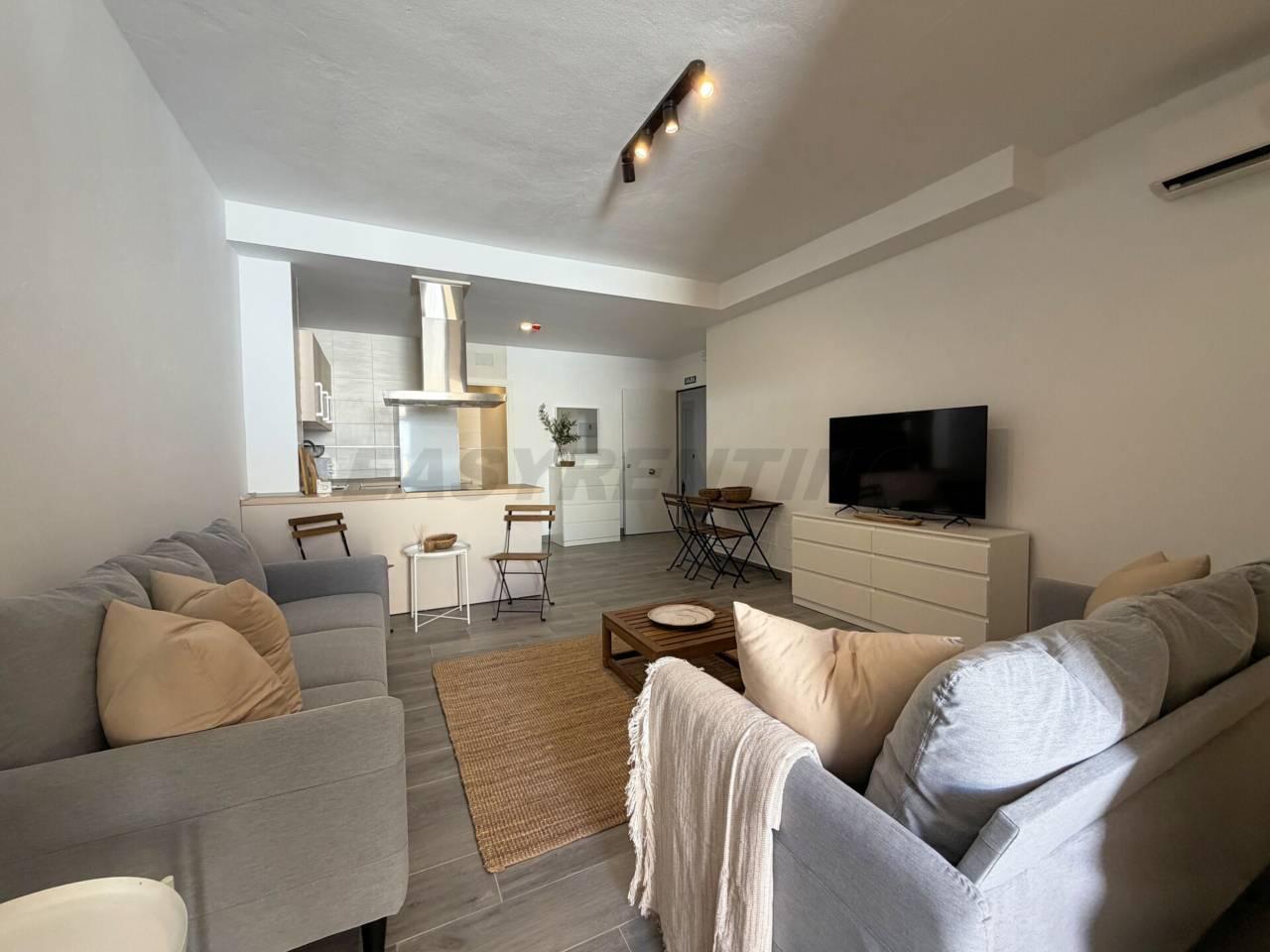 Flat for Rent in La Línea de la Concepción