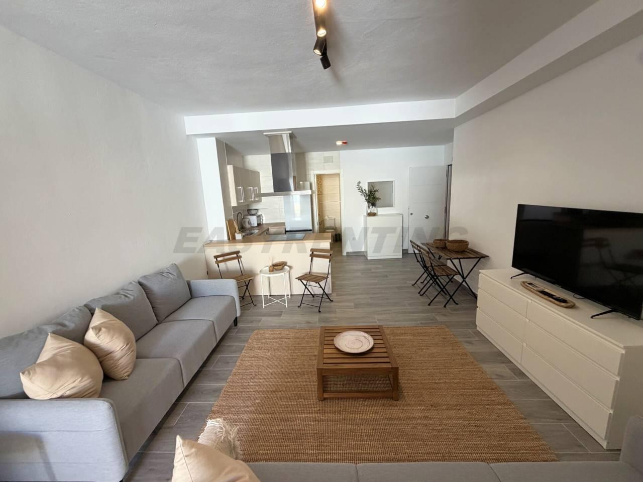 Flat for Rent in La Línea de la Concepción