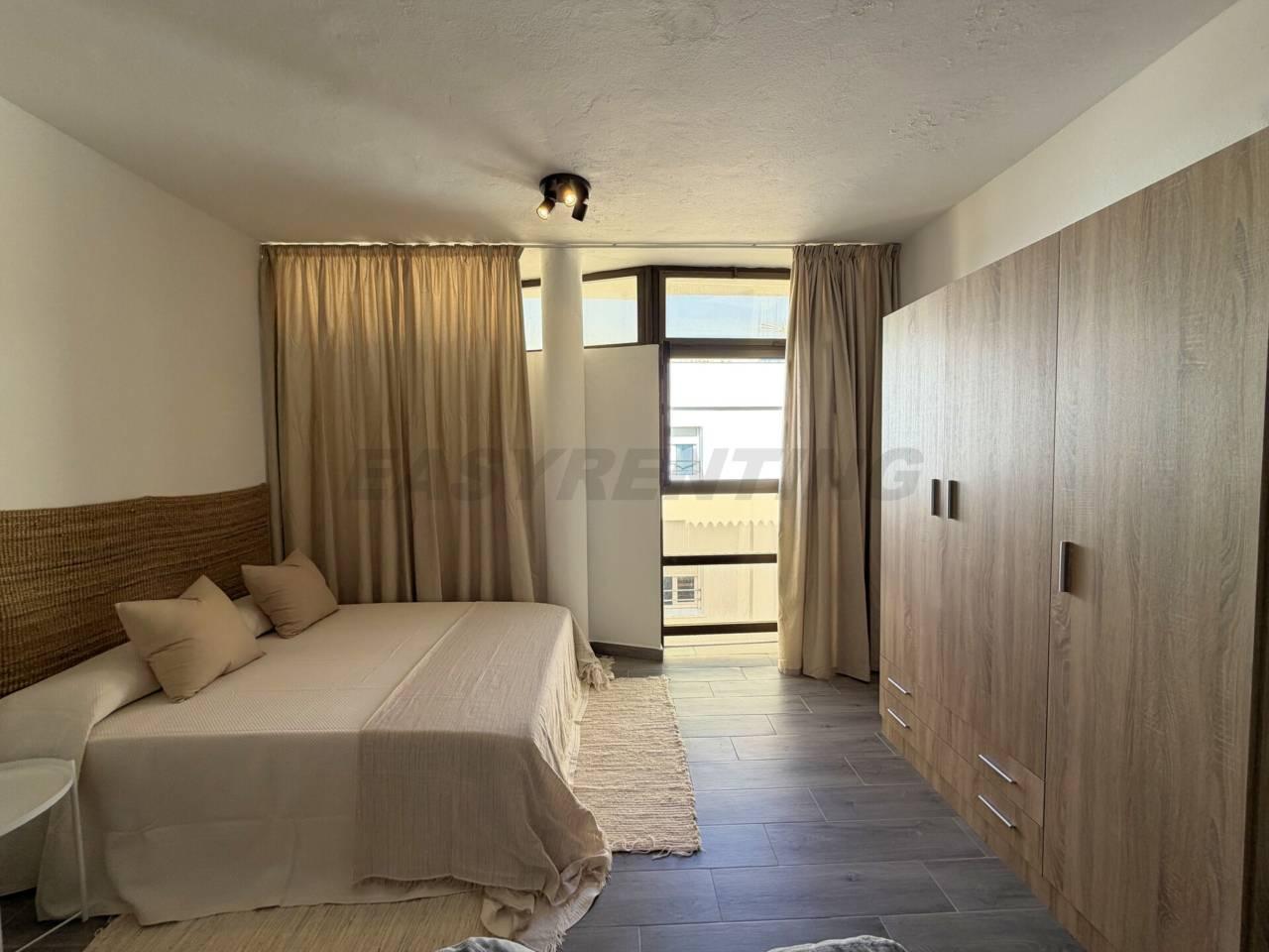 Flat for Rent in La Línea de la Concepción