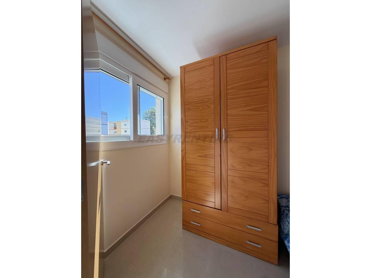 Flat for Rent in La Línea de la Concepción
