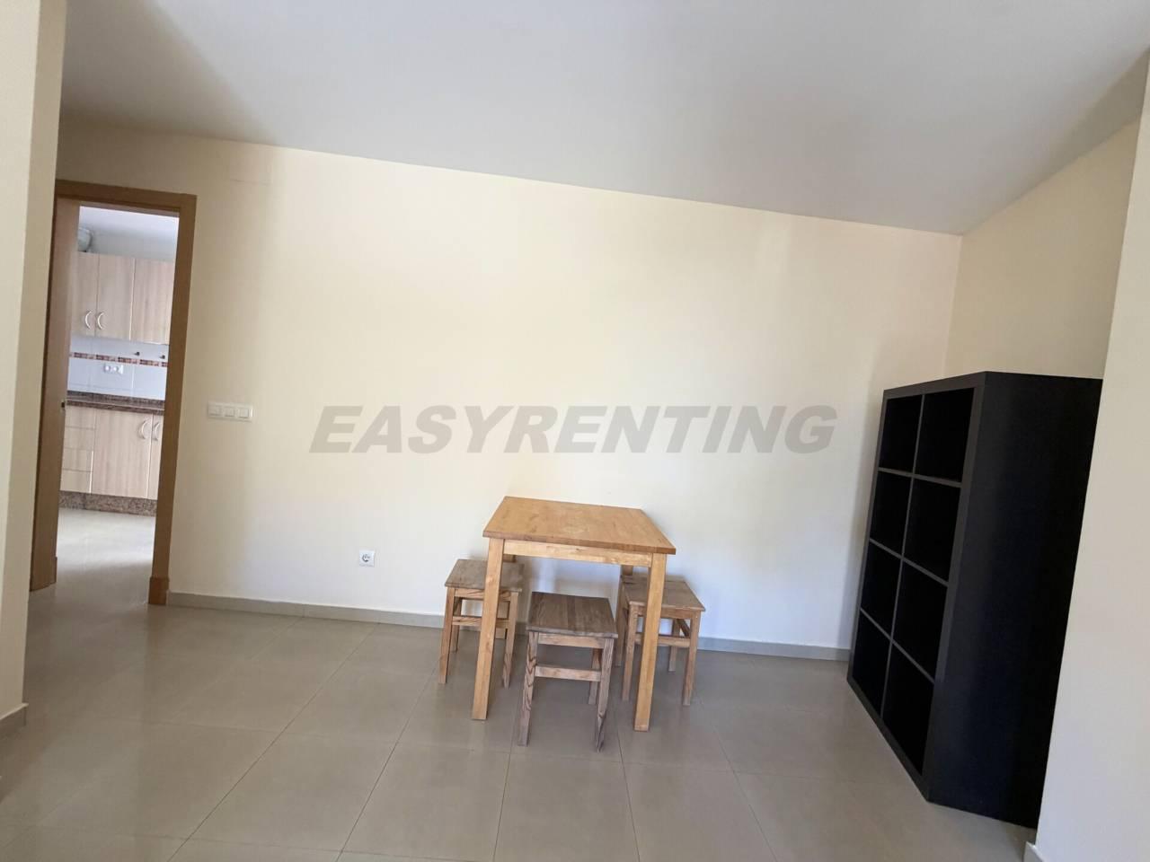 Flat for Rent in La Línea de la Concepción