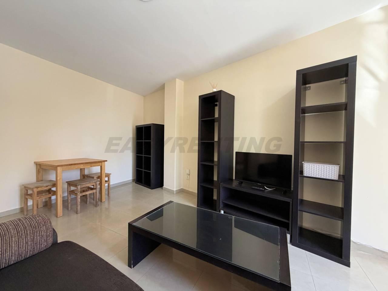 Flat for Rent in La Línea de la Concepción