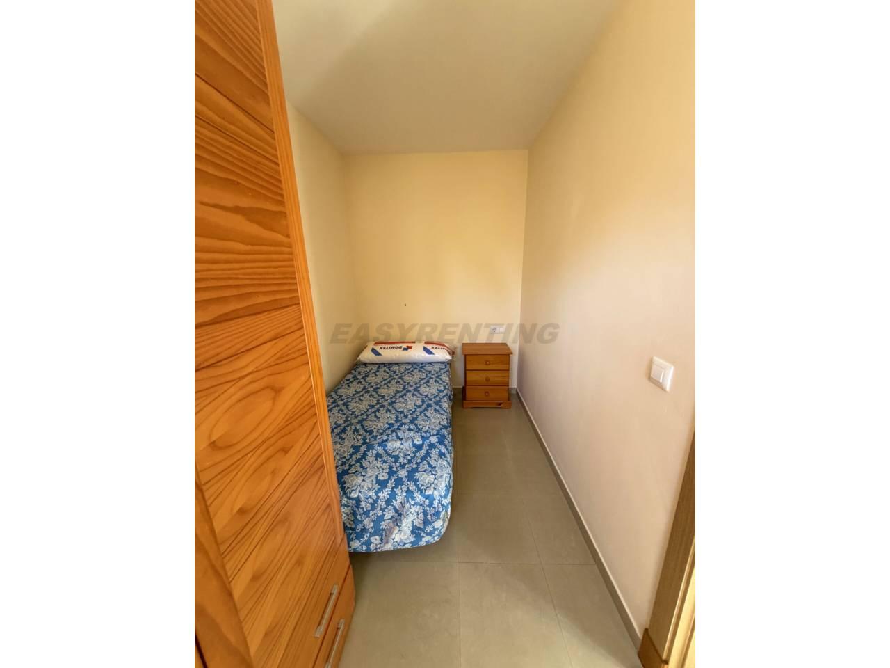 Flat for Rent in La Línea de la Concepción