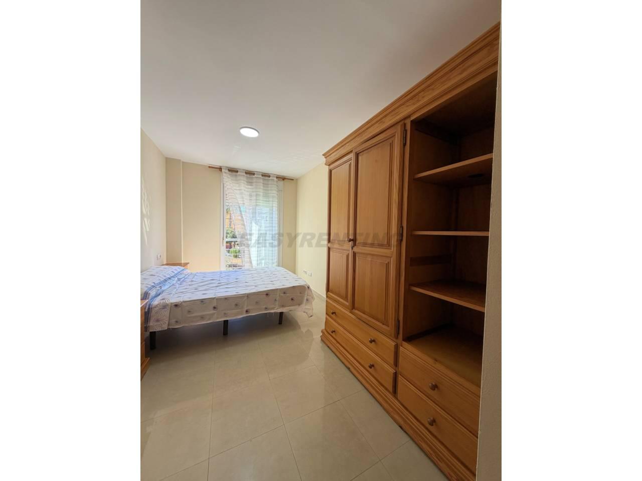 Flat for Rent in La Línea de la Concepción