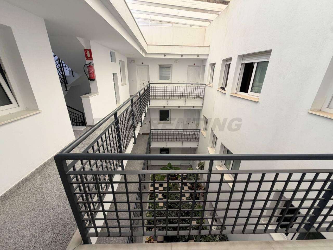 Flat for Rent in La Línea de la Concepción