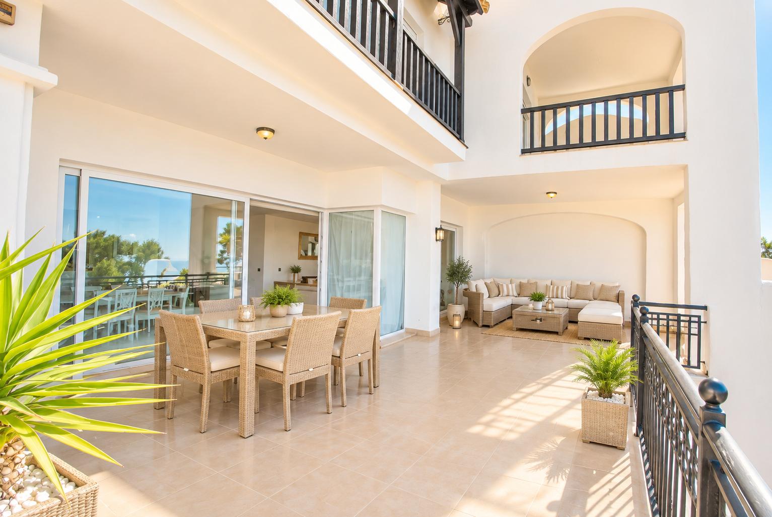 Semi-detached House for Rent in Benalmádena