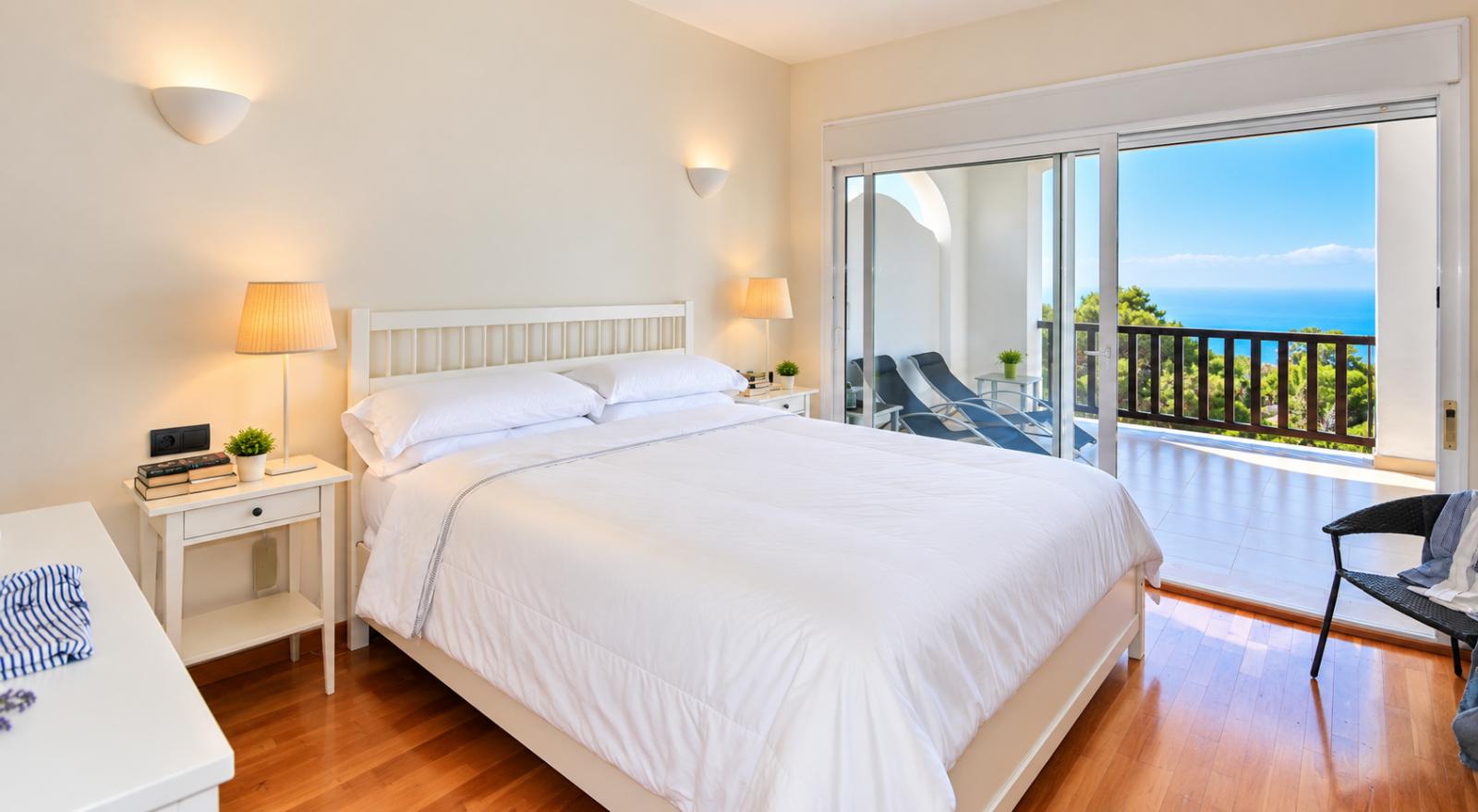 Semi-detached House for Rent in Benalmádena