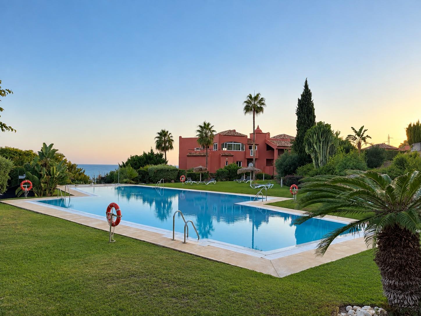 Semi-detached House for Rent in Benalmádena