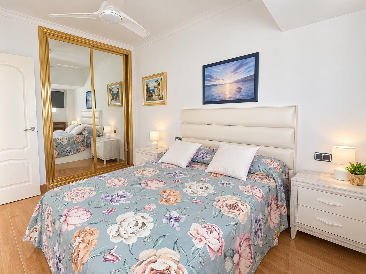 Flat for Rent in Benalmádena