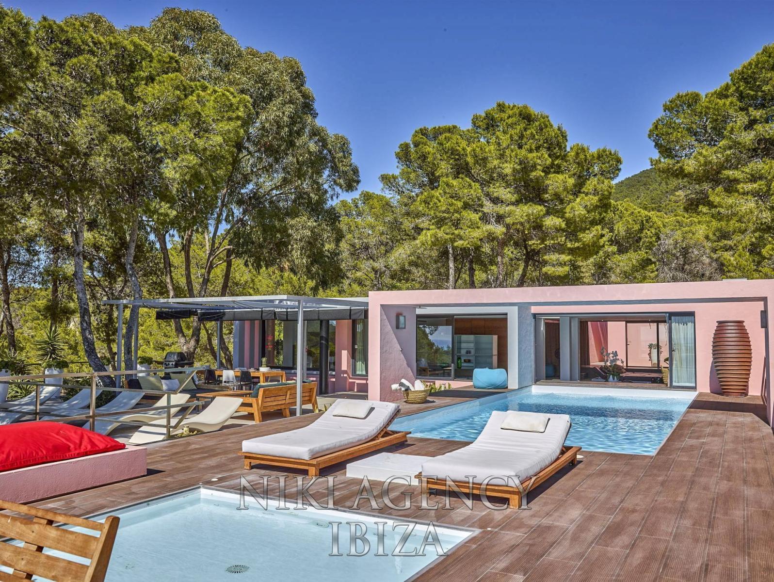 Chalet for Sale in Sant Josep de sa Talaia