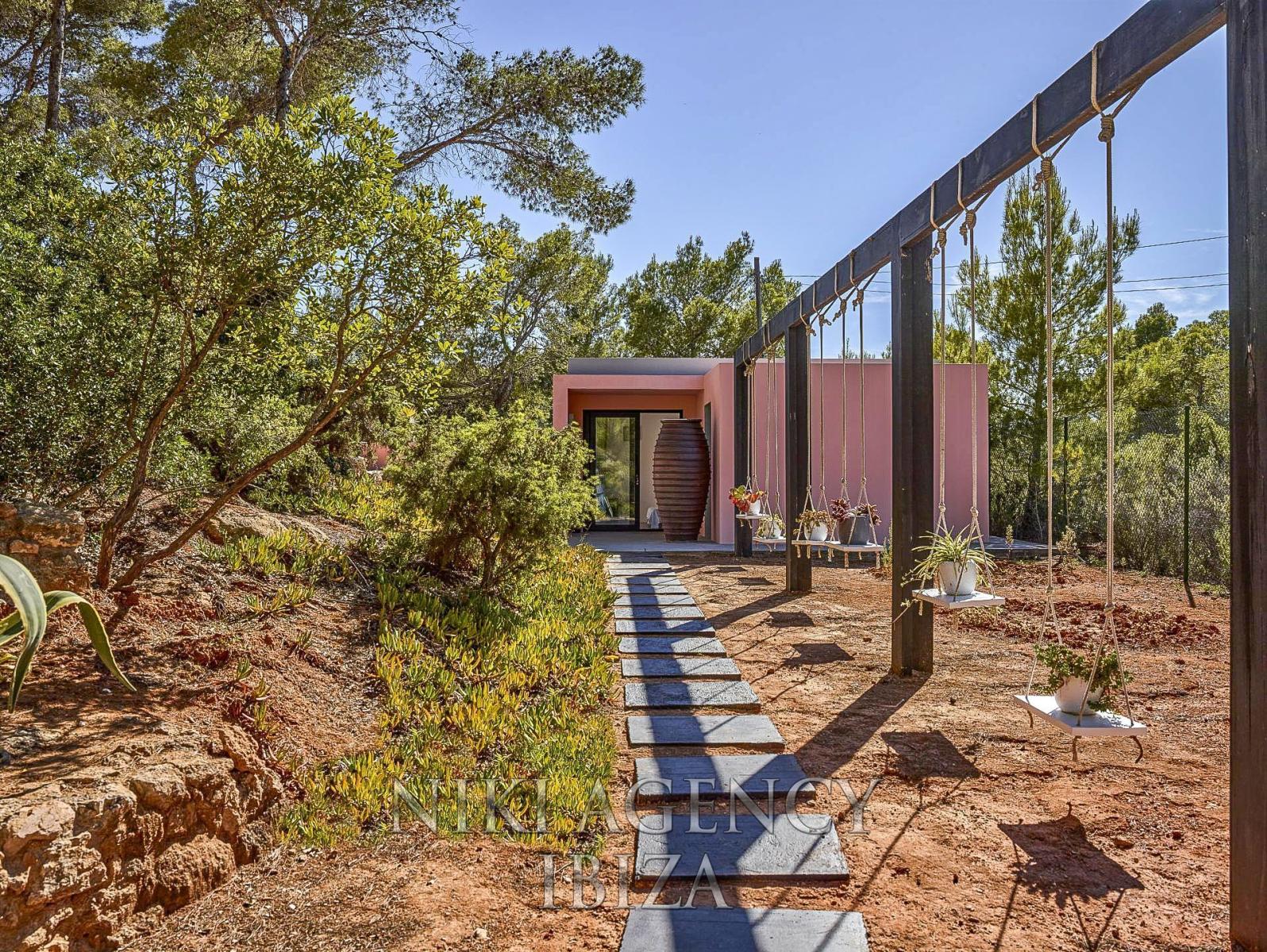 Chalet for Sale in Sant Josep de sa Talaia