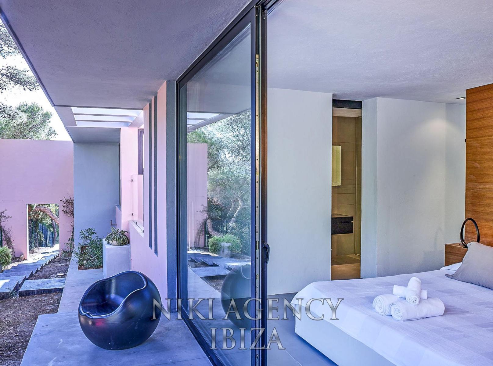 Chalet for Sale in Sant Josep de sa Talaia
