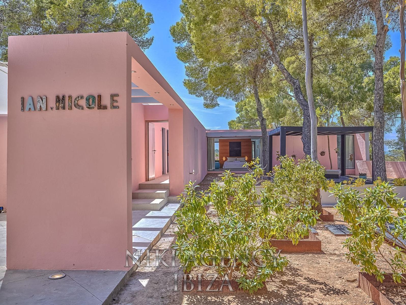 Chalet for Sale in Sant Josep de sa Talaia