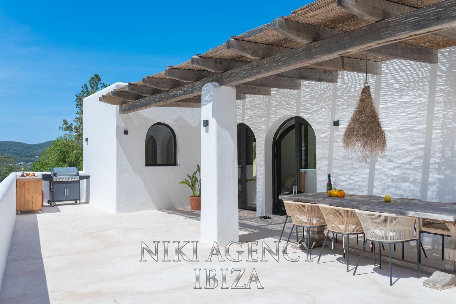 Chalet for Sale in Santa Eulalia del Río