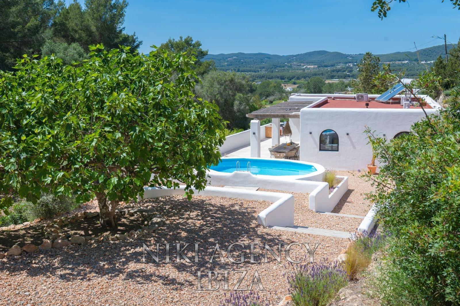 Chalet for Sale in Santa Eulalia del Río