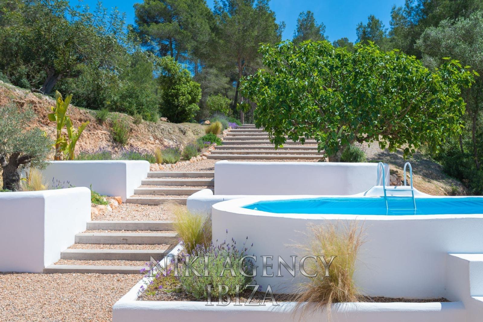 Chalet for Sale in Santa Eulalia del Río