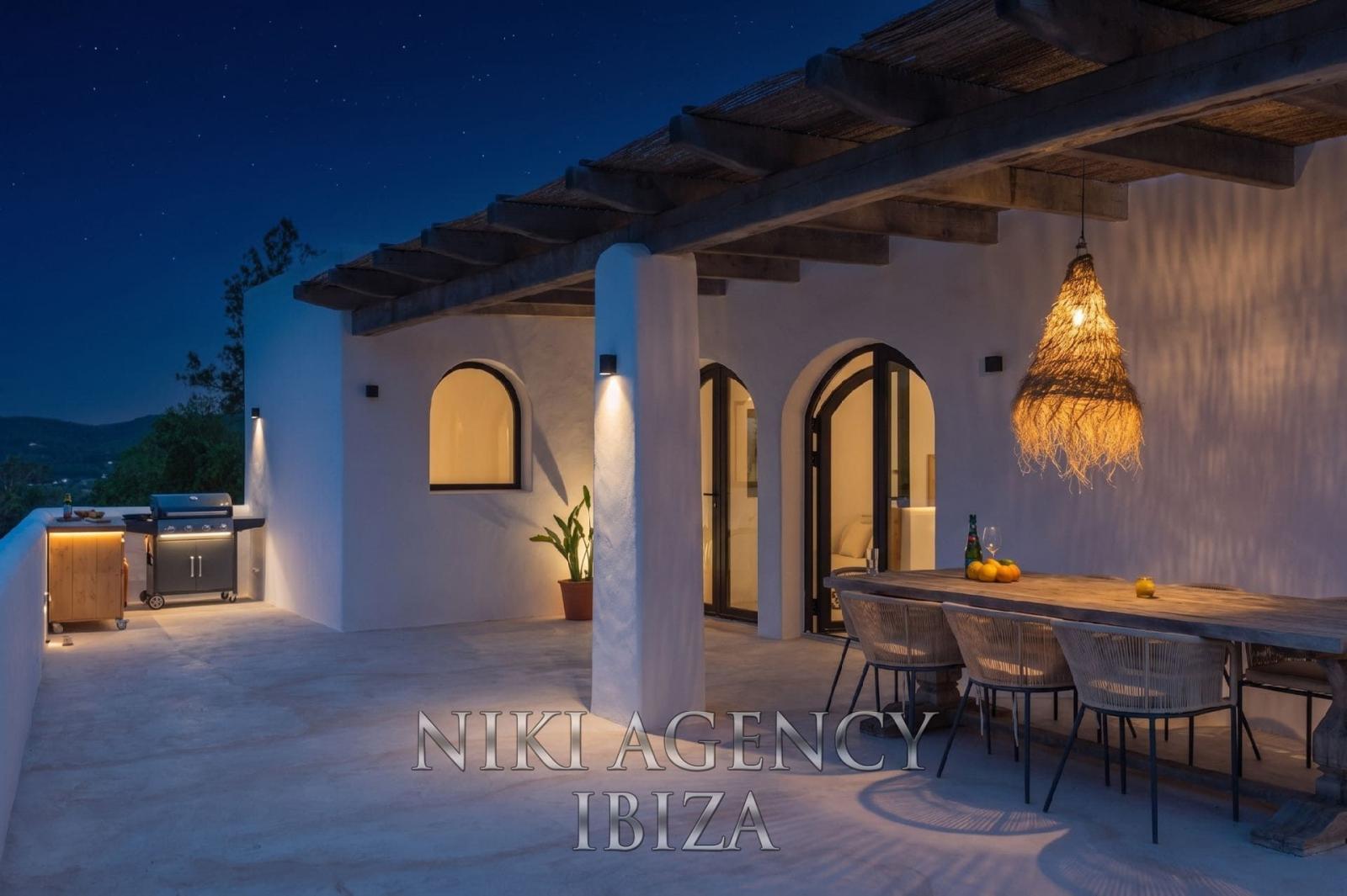 Chalet for Sale in Santa Eulalia del Río