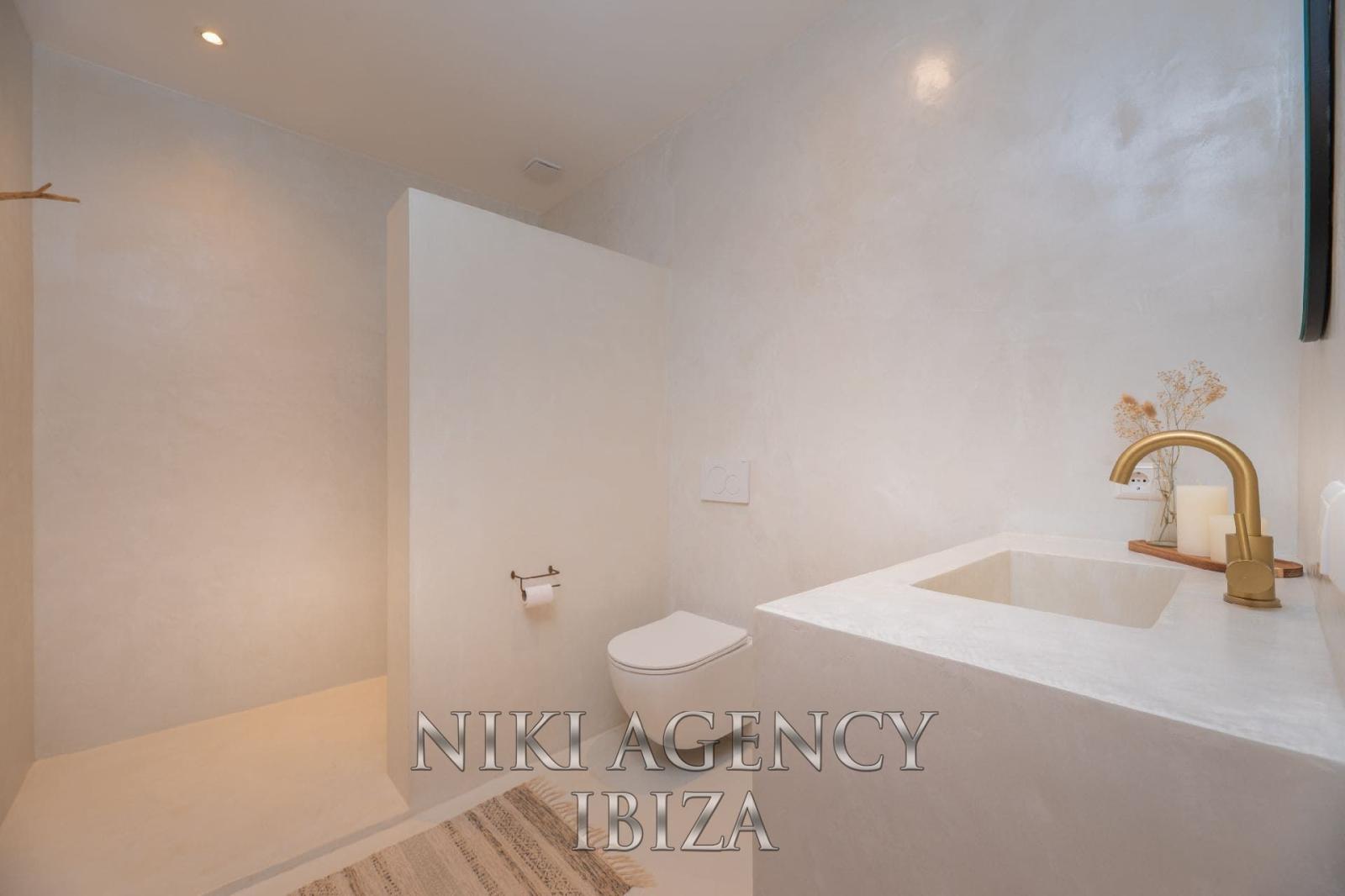 Chalet for Sale in Santa Eulalia del Río