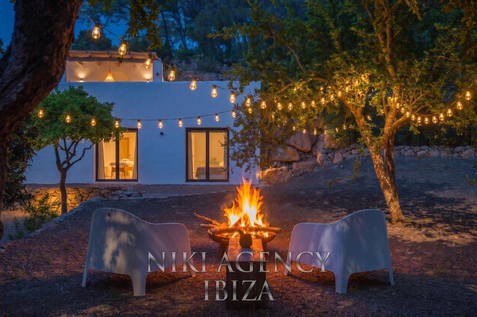 Chalet for Sale in Santa Eulalia del Río