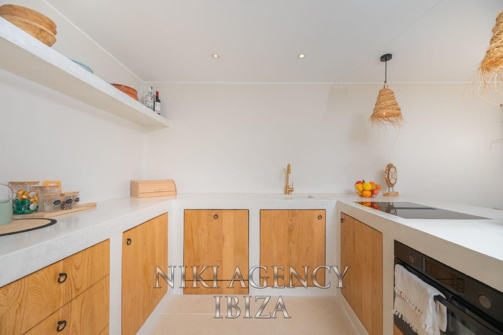 Chalet for Sale in Santa Eulalia del Río