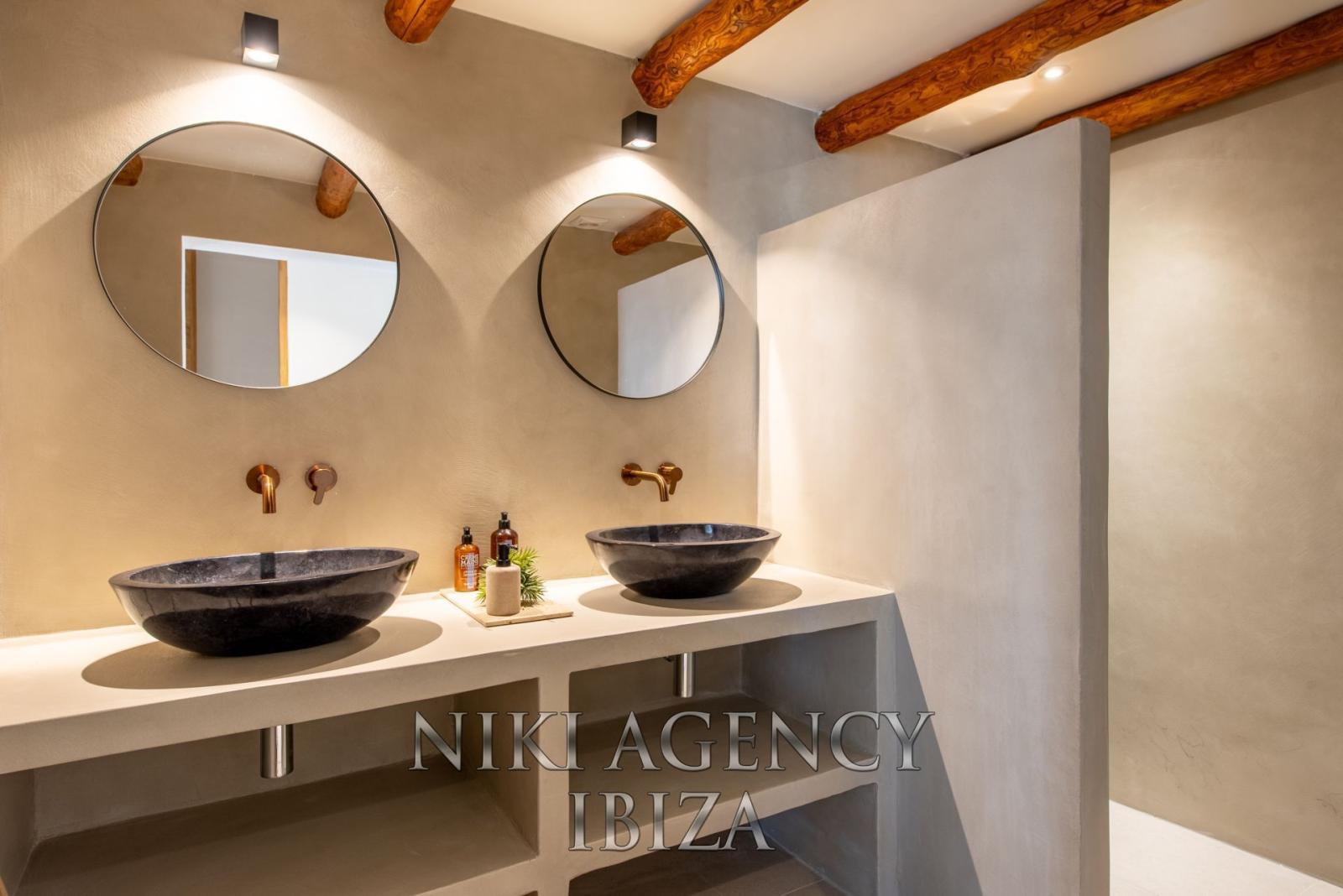 Chalet for Sale in Sant Josep de sa Talaia